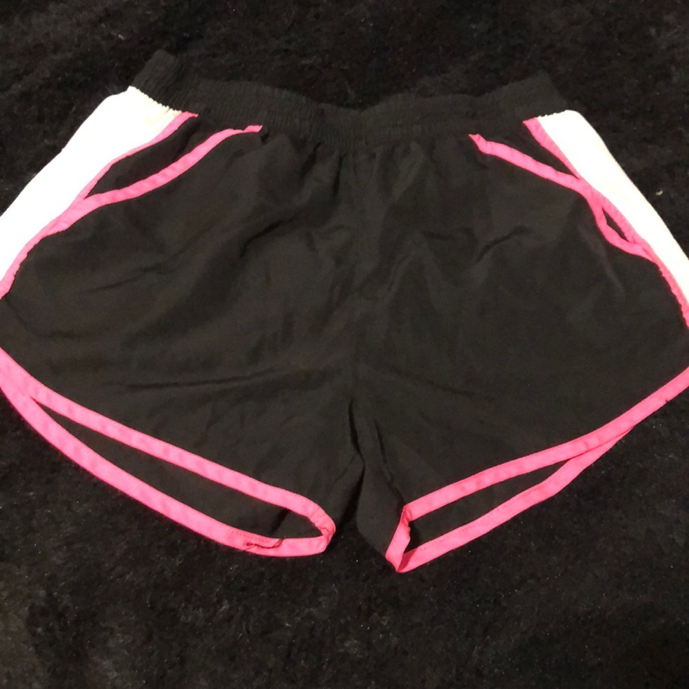 Kids medium athletic shorts.